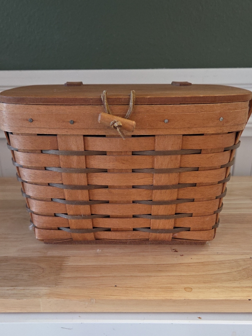 Longaberger Basket Vintage Lidded 1991